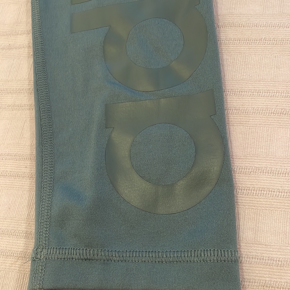 Adidas Climalite Leggings - Picture 3 of 4